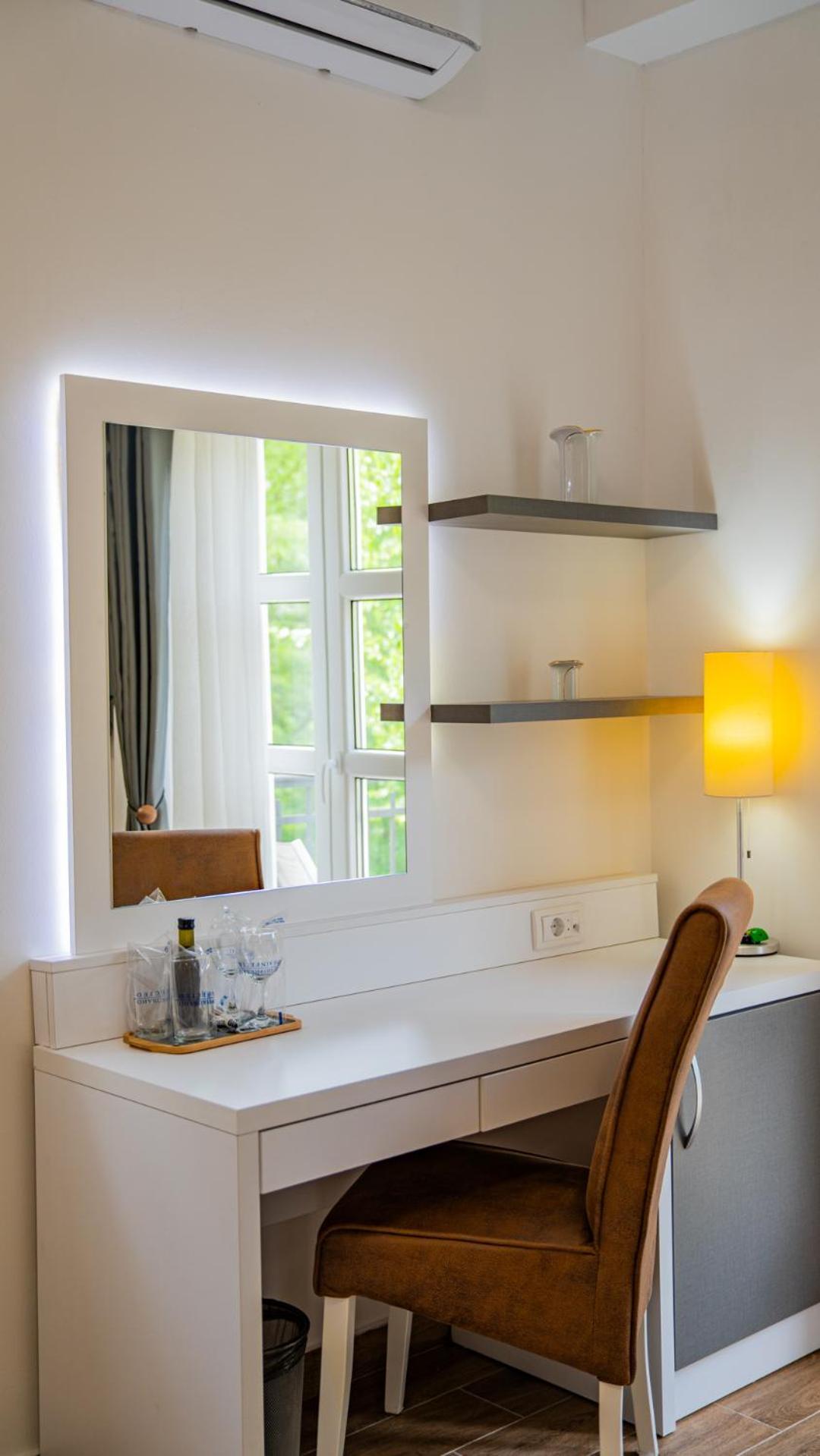 Skala Luxury Rooms Cetinje Bagian luar foto