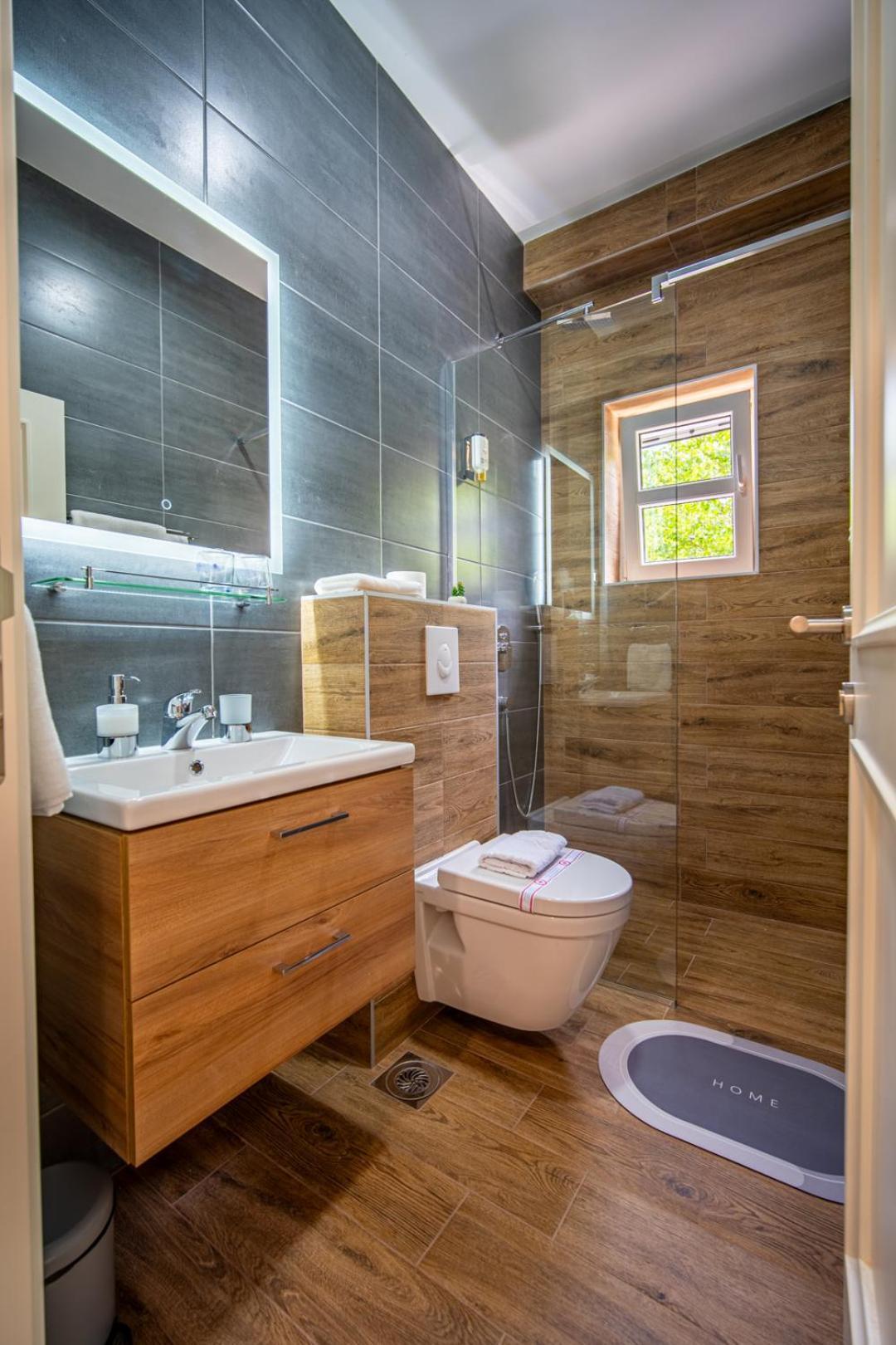 Skala Luxury Rooms Cetinje Bagian luar foto